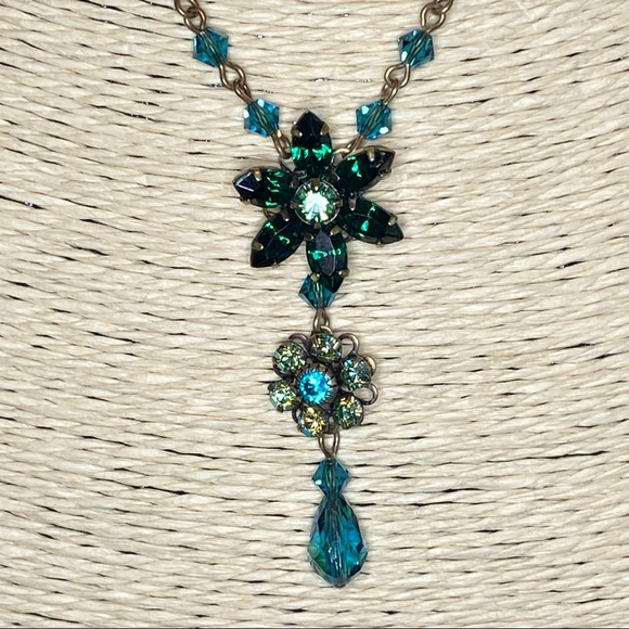 2 pc Set! Liz Palacios Necklace + Earrings Swarovski Crystal Flowers Green+ Aqua - Picture 8 of 11